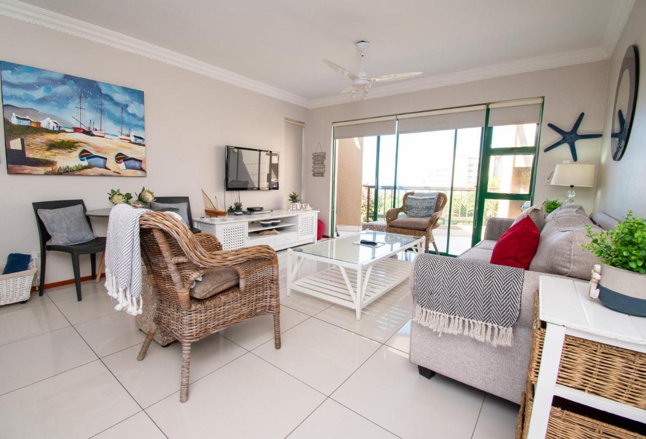 Appartamento 11 The Shades Umhlanga Rocks Durban Esterno foto