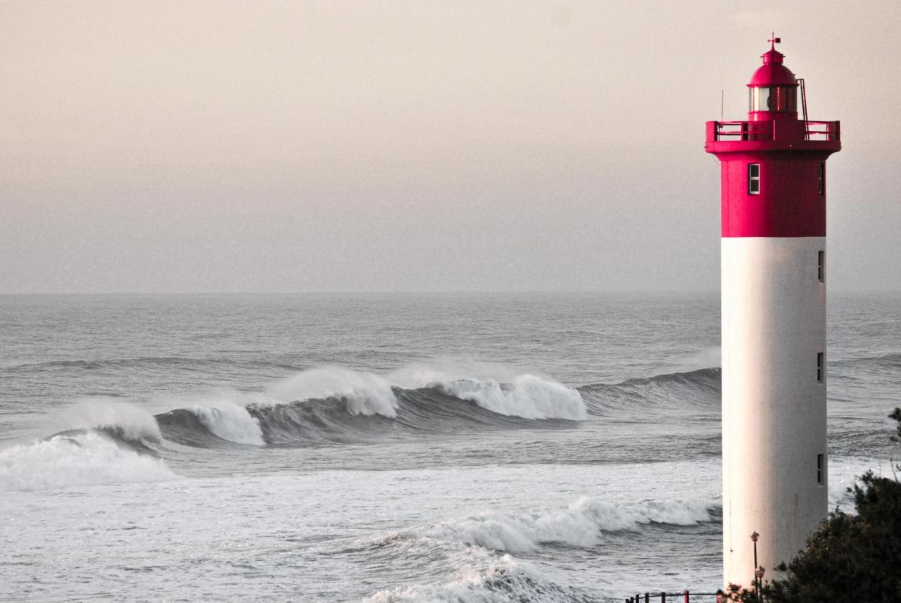 Appartamento 11 The Shades Umhlanga Rocks Durban Esterno foto